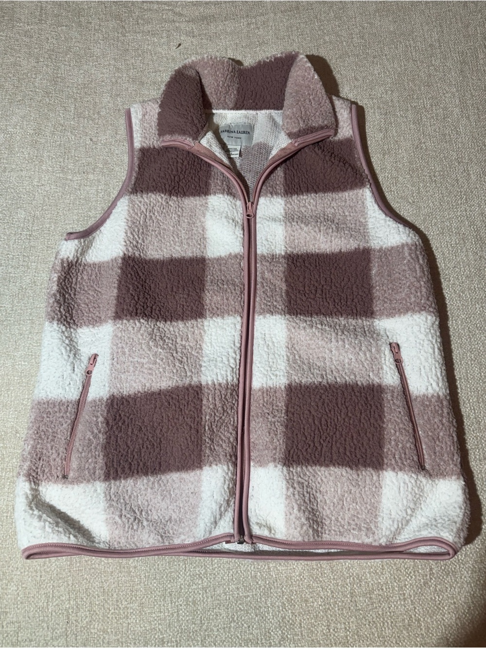 Sabrina Lauren Buffalo Plaid Sherpa Vest Small